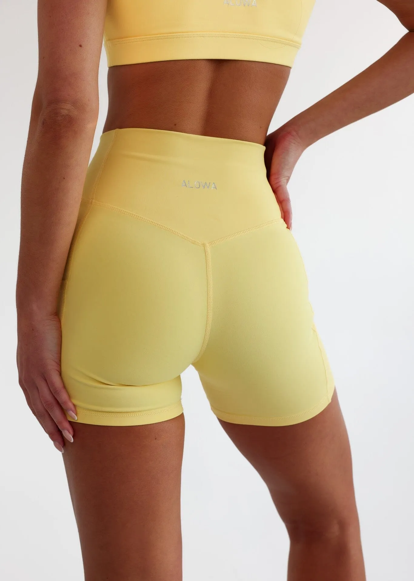 Kayli Biker with pockets 5" Buttercup