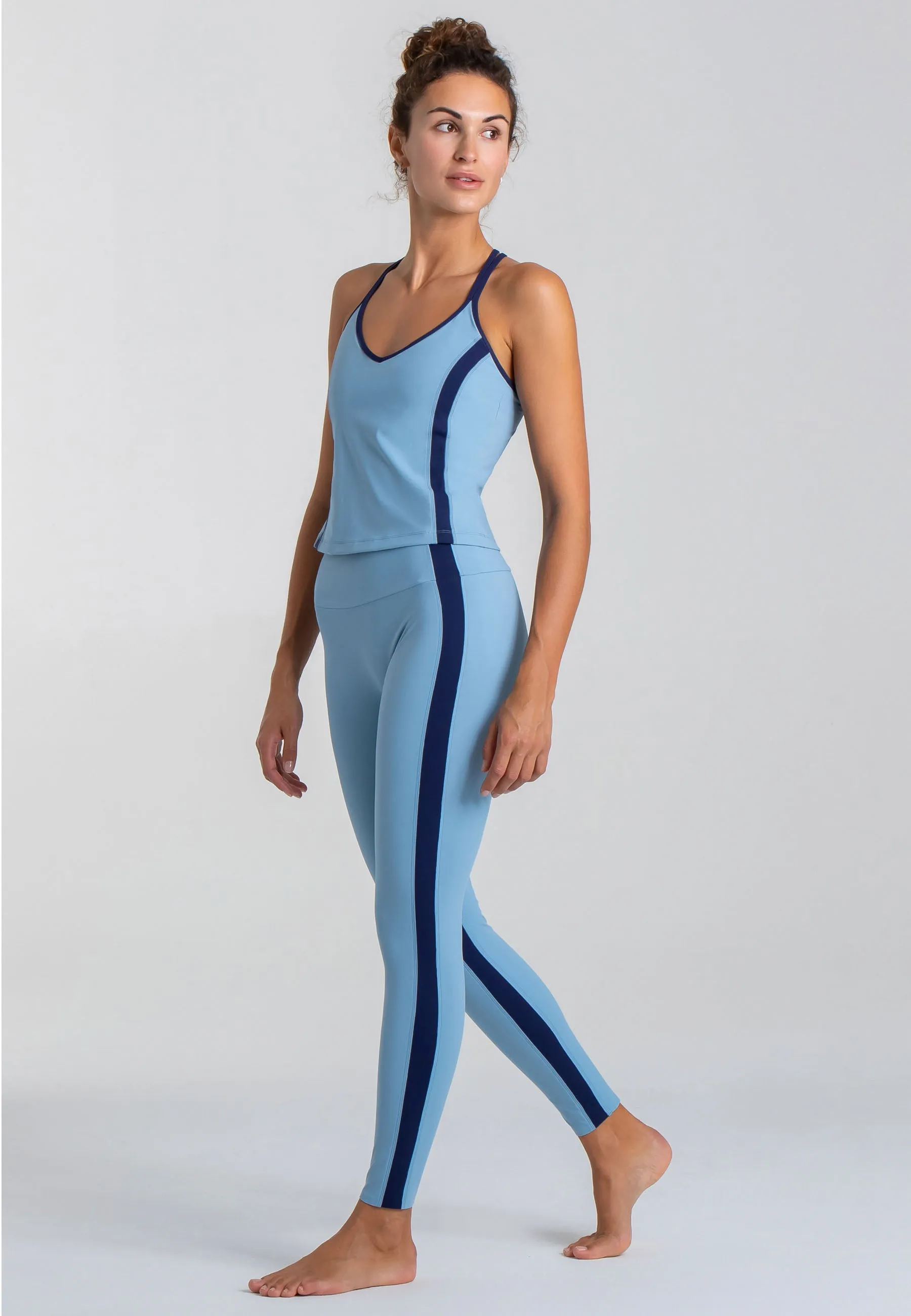 Spirit Tank Top mit integriertem BH ?C Dusty Baby Blue