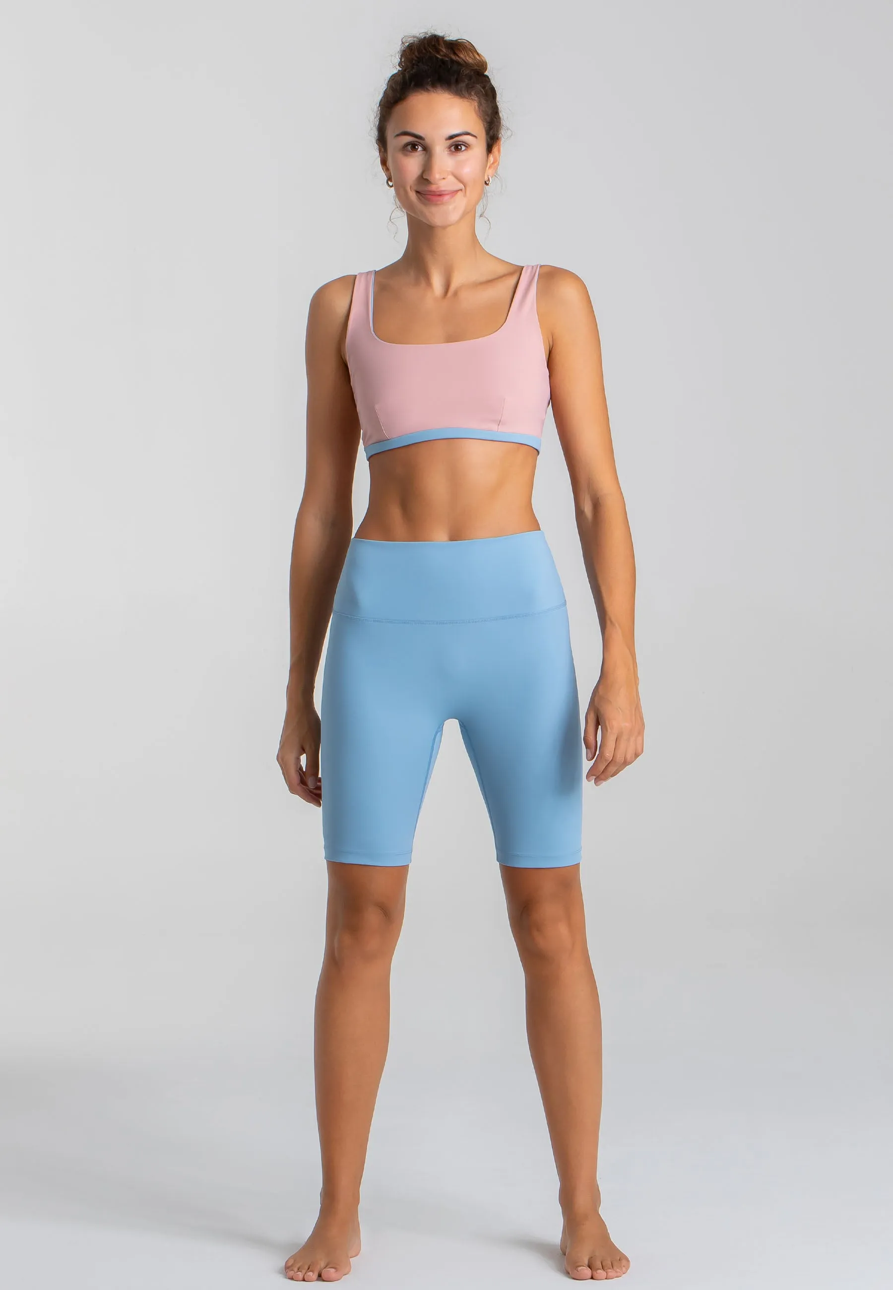 Star Bike Shorts mit hohem Bund - Dusty Baby Blue